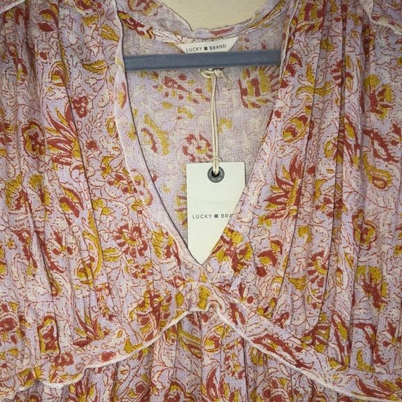 Lucky Brand High Low Ruffle Top Size Small - Picture 2 of 7